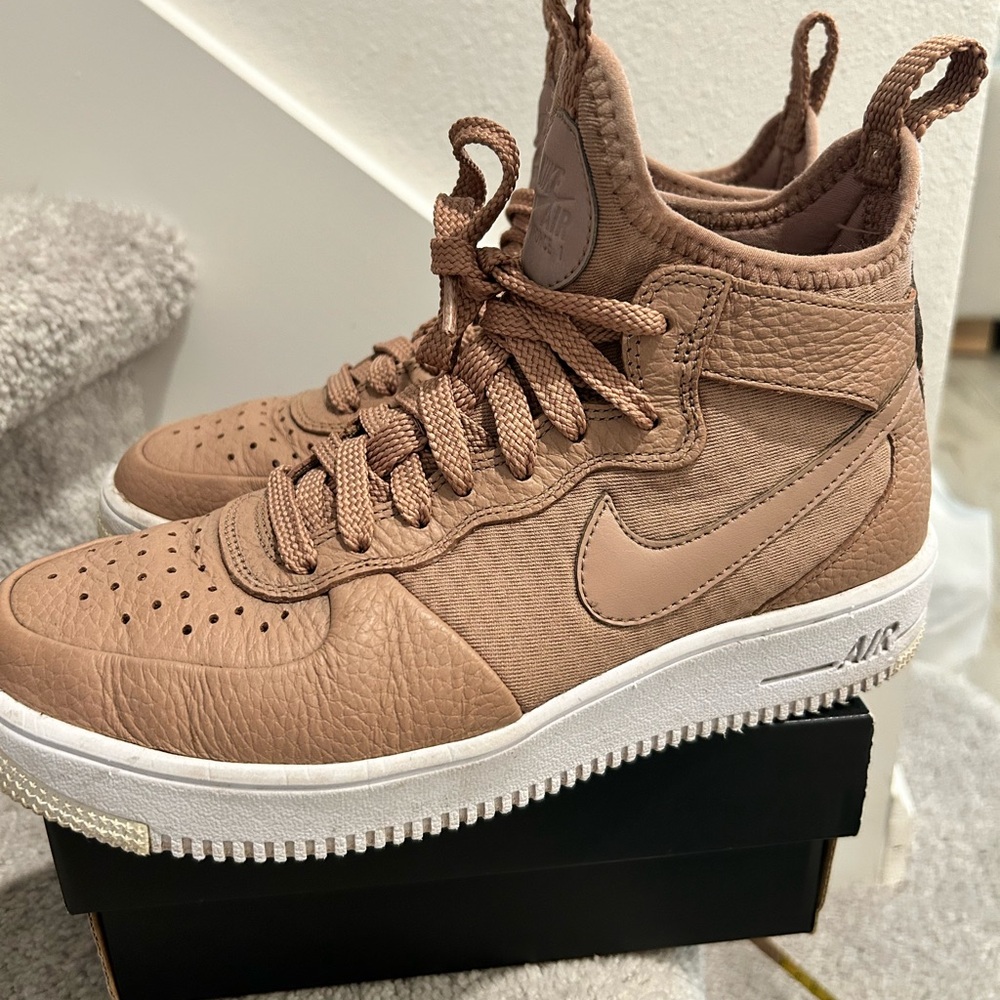 Nike Women’s Tan High-Top Sneakers
